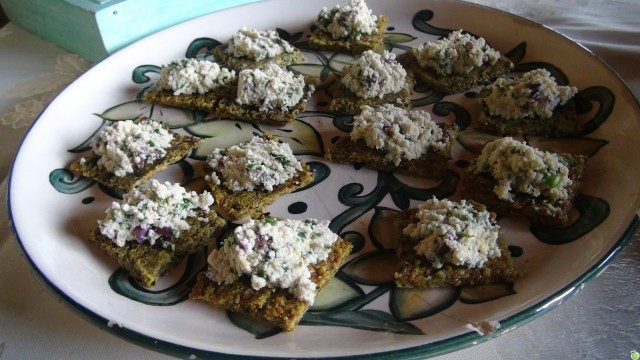 QUEIJO AMENDOIM & GRÃO DE BICO