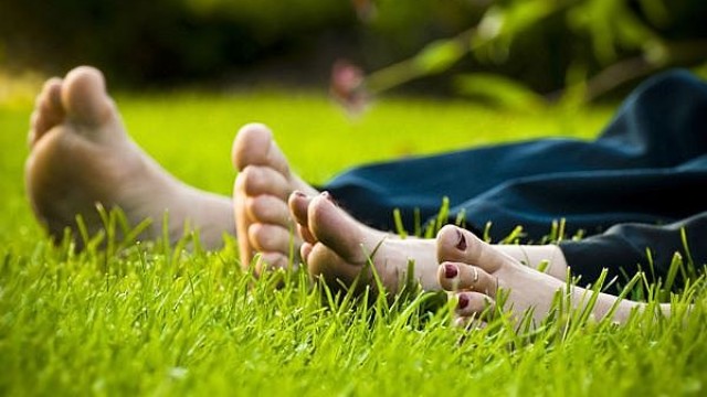 Vick Vaporub & Limão nos pés